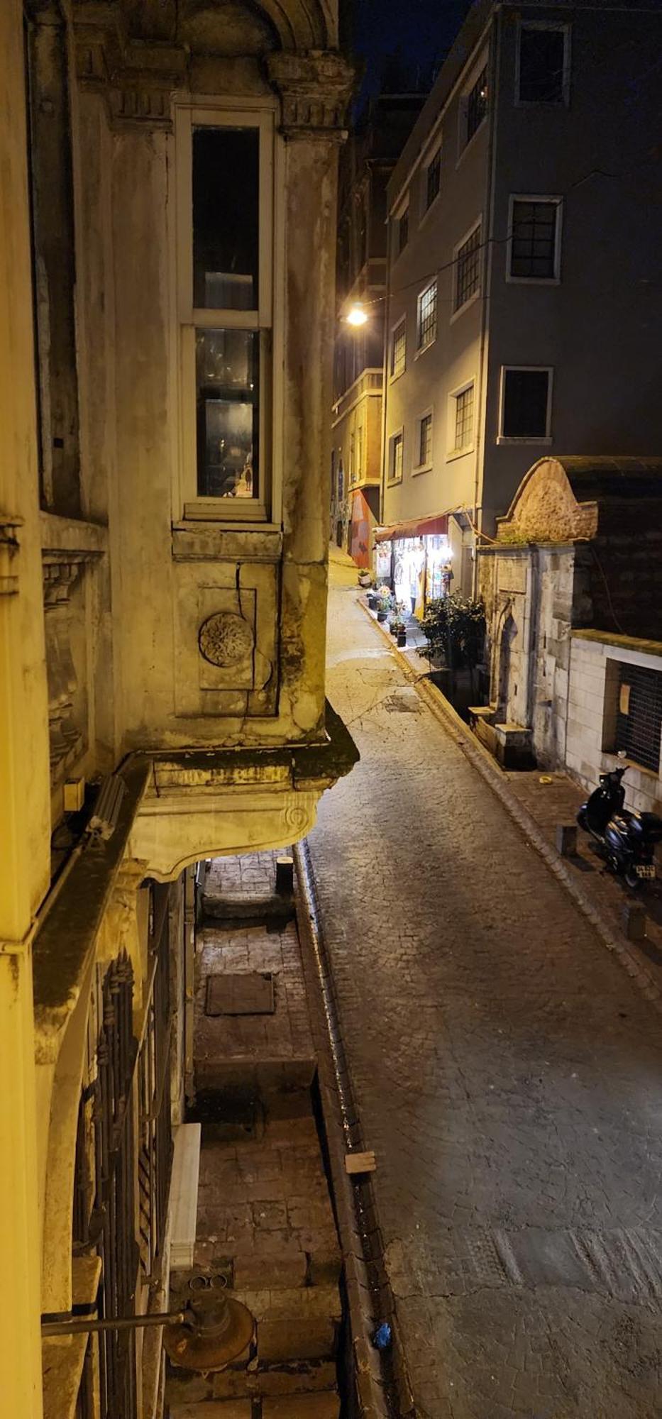 Rooms Galata Istanbul Exterior photo