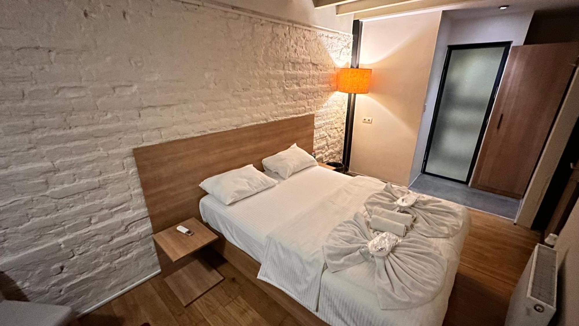 Rooms Galata Istanbul Exterior photo